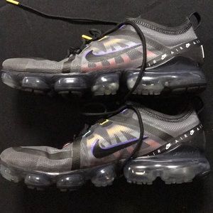 Nike Vapor Max 19s